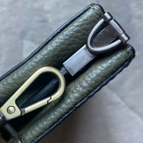 Leather Crossbody Pouch Clutch with Detachable Strap Green & Black - Picture 15 of 15